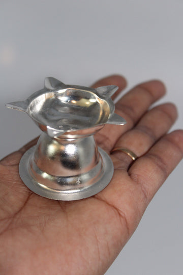 German silver small diya, small Dipak, metal diya, small oil lamp, small silver return gift for pooja,navratri return gift, Diwali favor