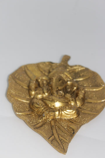 Leaf Ganesha return gift, Ganesha wall decor, housewarming gift, Diwali Navratri decorations, Indian wedding, Pooja Puja favor, entrance