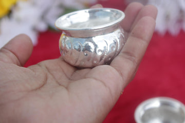 Beautiful designer  German silver bowl, Diwali gifts, pooja return gift, Navratri  pooja items, small silver, kumkum holder , german silver