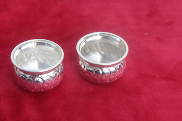 Beautiful designer  German silver bowl, Diwali gifts, pooja return gift, Navratri  pooja items, small silver, kumkum holder , german silver