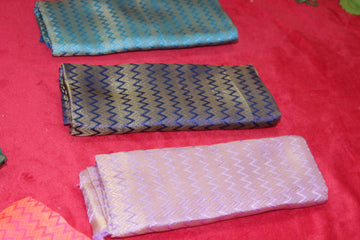 Blouse pieces 1 / party wear/ thamboolam gifts/ return gifts/ Pooja gifts / housewarming gifts/Thamboolam banaras 1 designer blouse piece